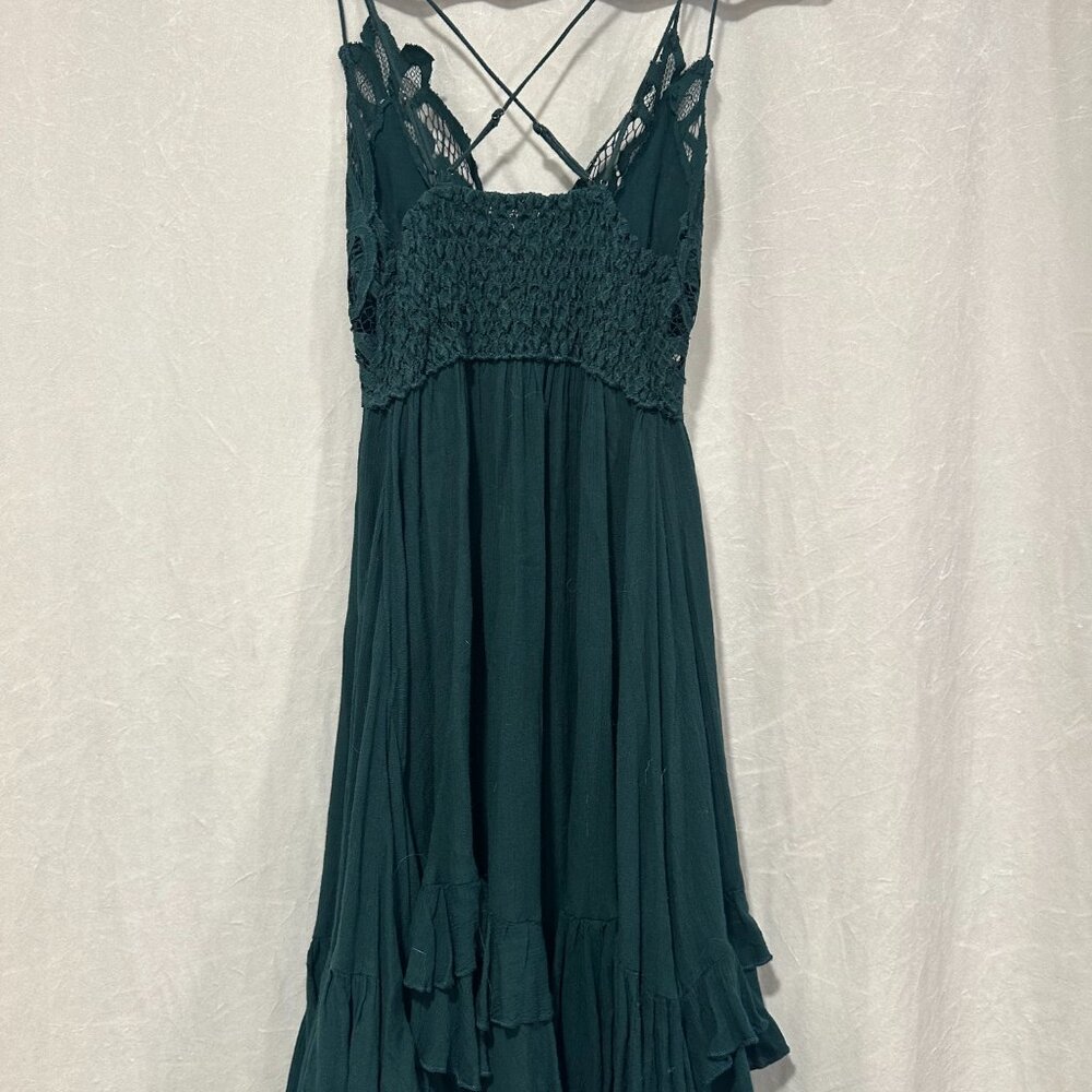 Emerald Green Lace Bodice Spaghetti Strap Dress | Ruffle Hem Boho Mini - Picture 2 of 4